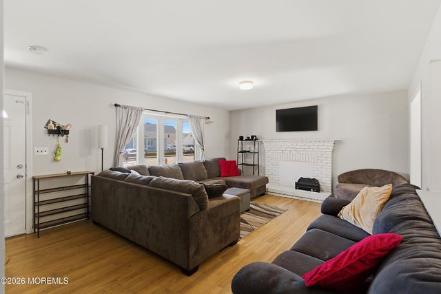 1546 Dee Road, Forked River, NJ 08731