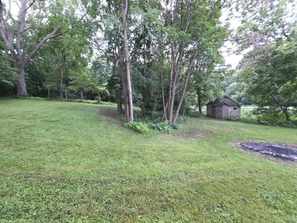 10605 Crestridge Drive, Minnetonka, MN 55305
