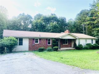 109 Lanford Drive, Seneca, SC 29672