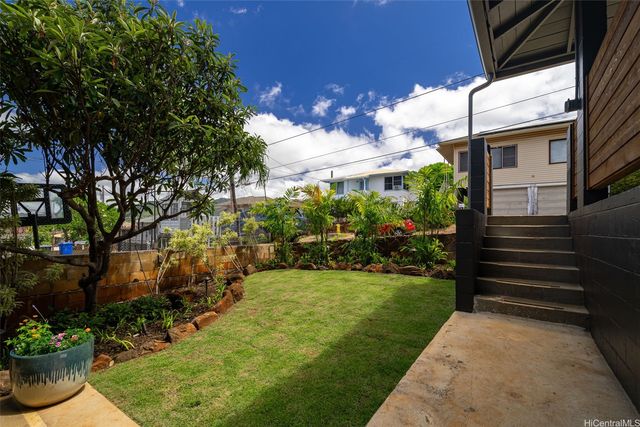 3237 Olu Street, Honolulu, HI 96816