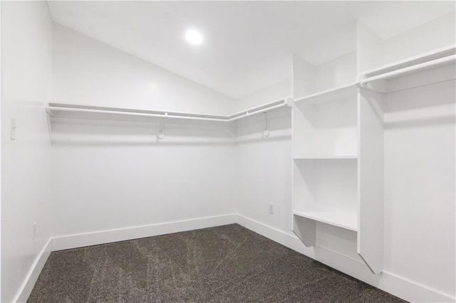 5815 Peery Avenue, Kansas City, MO 64126