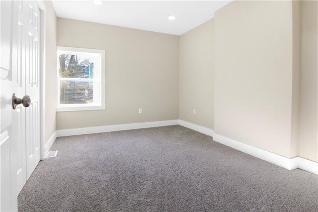 5815 Peery Avenue, Kansas City, MO 64126