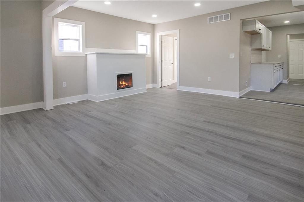 5815 Peery Avenue, Kansas City, MO 64126