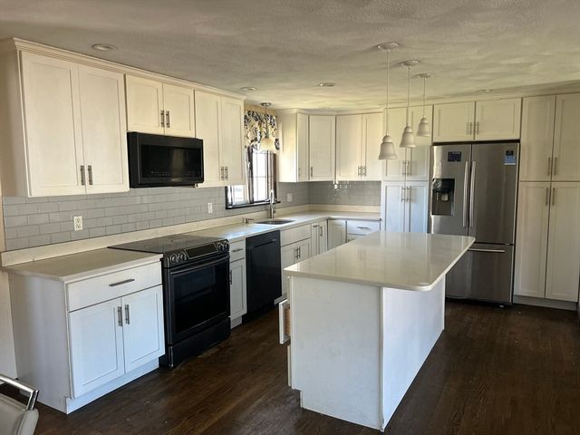 1 Eisenhower Dr, Randolph, MA 02368