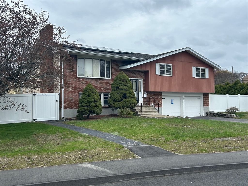 1 Eisenhower Dr, Randolph, MA 02368