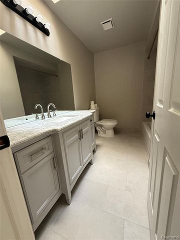 16974 Cristina Court, Clinton Township, MI 48038