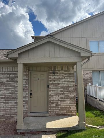 16974 Cristina Court, Clinton Township, MI 48038