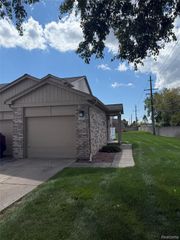 16974 Cristina Court, Clinton Township, MI 48038
