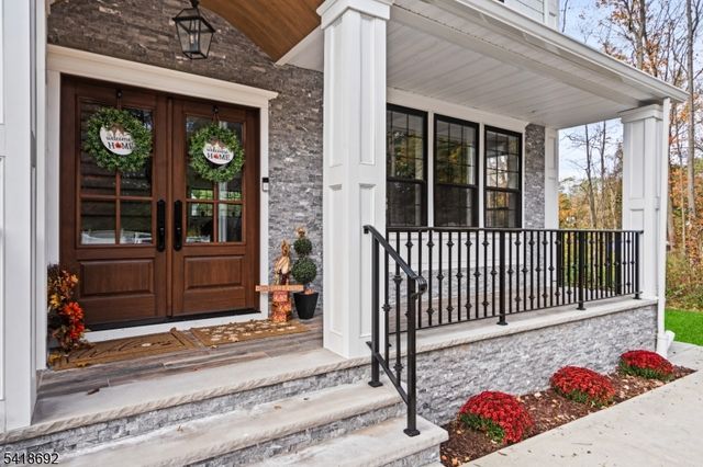 78 Glen Ave, Roseland Boro, NJ 07068