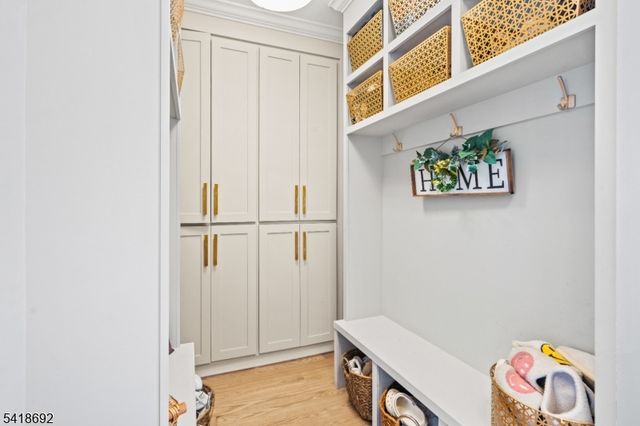 78 Glen Ave, Roseland Boro, NJ 07068