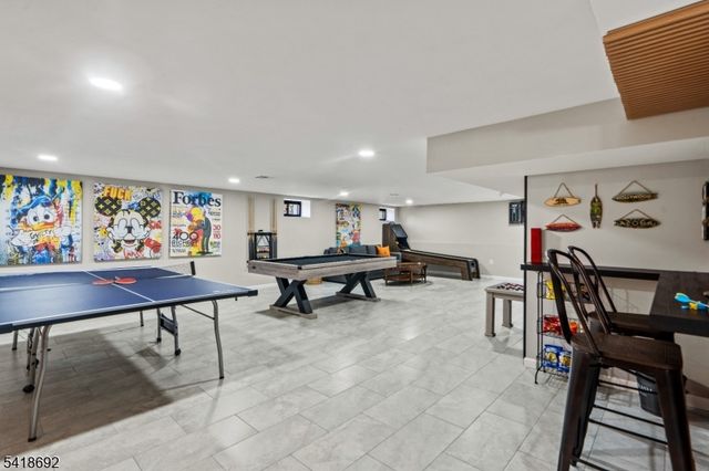 78 Glen Ave, Roseland Boro, NJ 07068