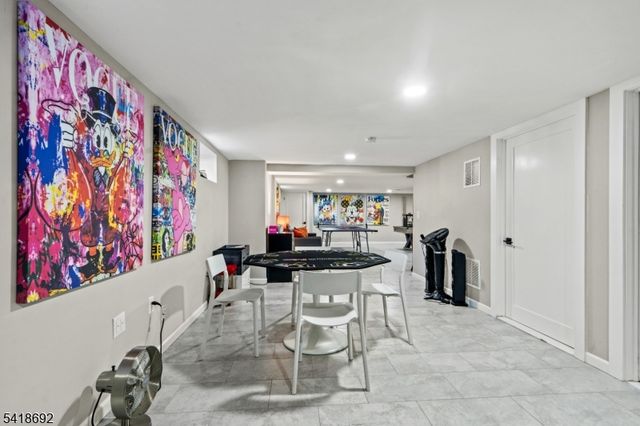 78 Glen Ave, Roseland Boro, NJ 07068