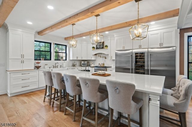 78 Glen Ave, Roseland Boro, NJ 07068