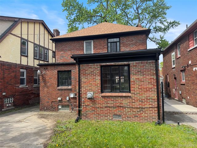 17152 Ohio Street, Detroit, MI 48221