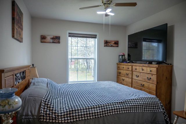 N9494 Johnsburg Road, Necedah, WI 54646