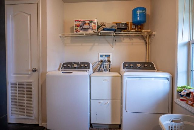 N9494 Johnsburg Road, Necedah, WI 54646
