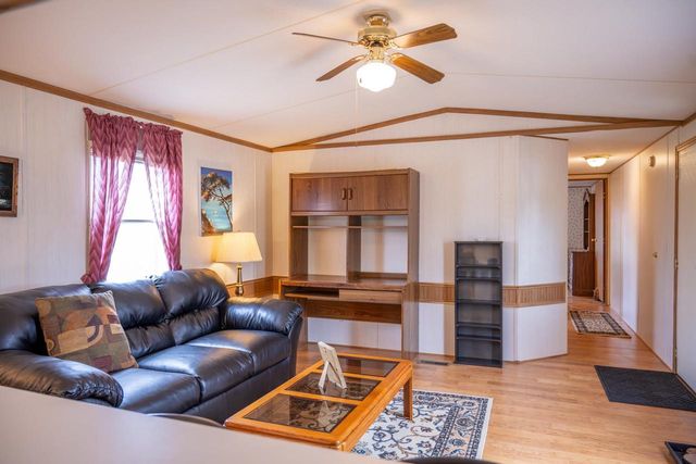 N9494 Johnsburg Road, Necedah, WI 54646