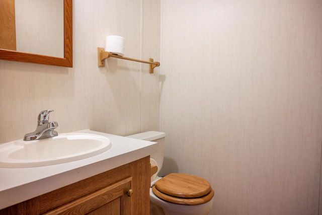 N9494 Johnsburg Road, Necedah, WI 54646