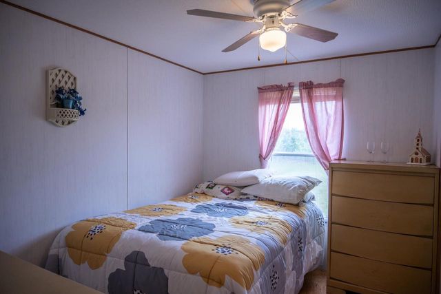 N9494 Johnsburg Road, Necedah, WI 54646