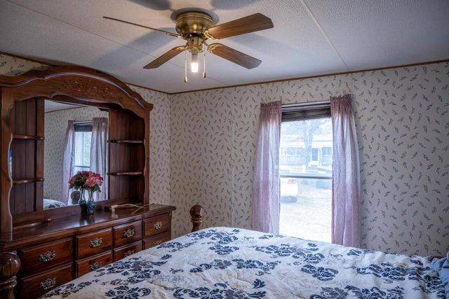 N9494 Johnsburg Road, Necedah, WI 54646