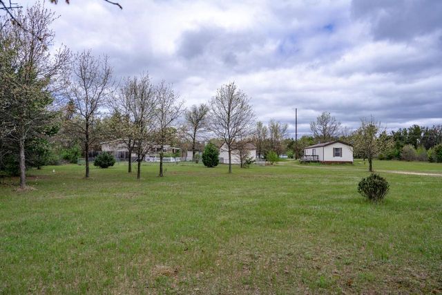 N9494 Johnsburg Road, Necedah, WI 54646
