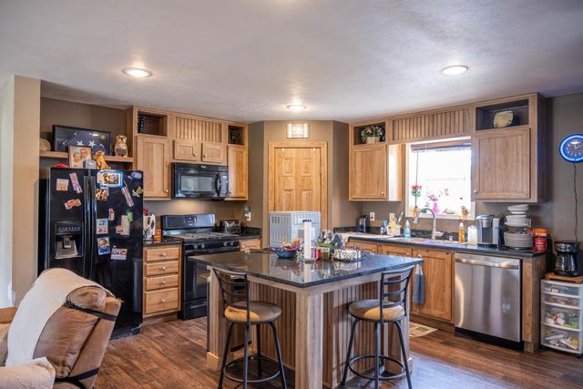 N9494 Johnsburg Road, Necedah, WI 54646