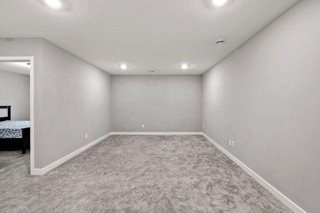 18384 Glastonbury Drive, Lakeville, MN 55044