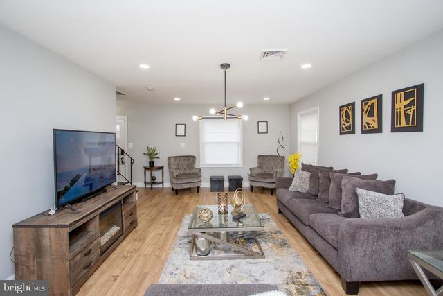 54 MARCHMONT LN, Willingboro, NJ 08046