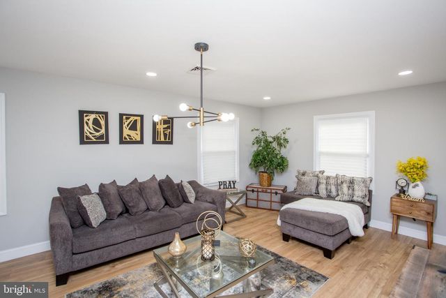 54 MARCHMONT LN, Willingboro, NJ 08046