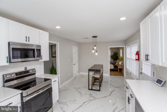 54 MARCHMONT LN, Willingboro, NJ 08046