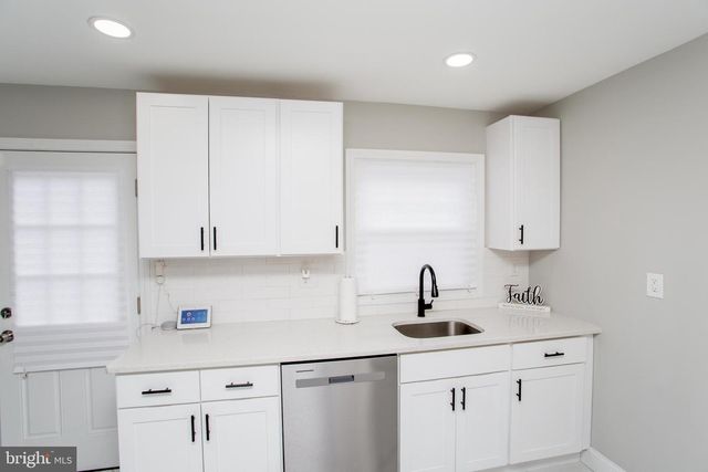 54 MARCHMONT LN, Willingboro, NJ 08046