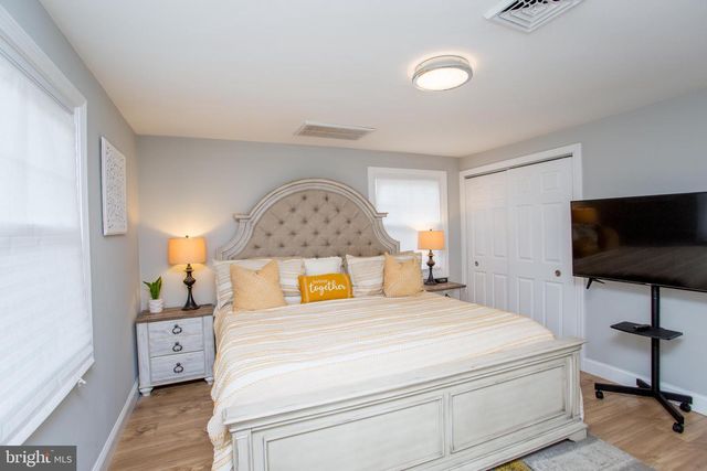 54 MARCHMONT LN, Willingboro, NJ 08046