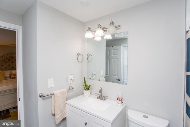 54 MARCHMONT LN, Willingboro, NJ 08046