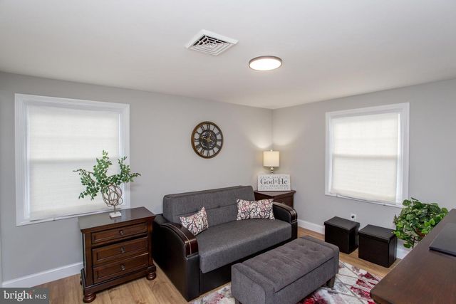 54 MARCHMONT LN, Willingboro, NJ 08046