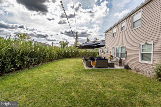 54 MARCHMONT LN, Willingboro, NJ 08046