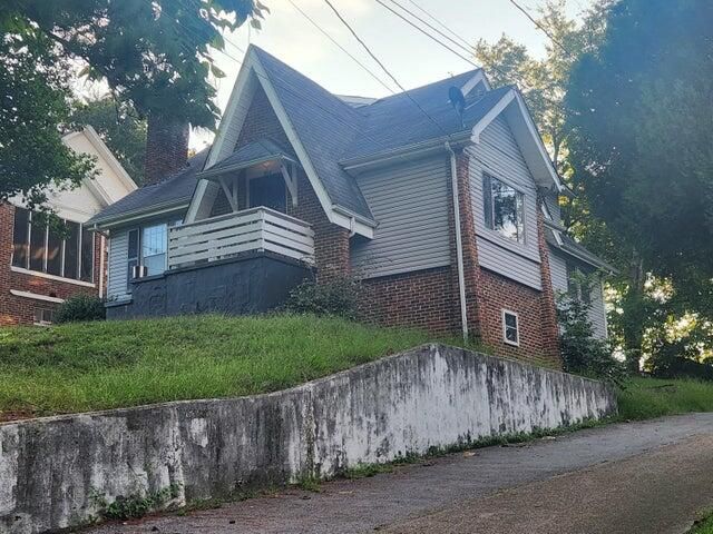 216 Booth Road, Chattanooga, TN 37411