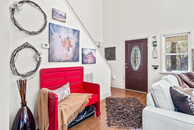 300 Razorback Road, Hot Springs, AR 71913