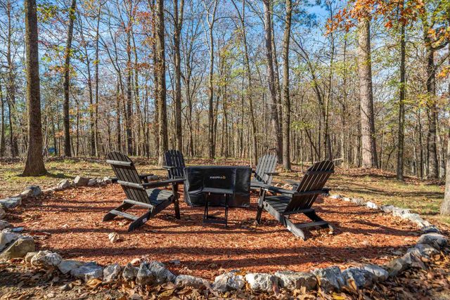 300 Razorback Road, Hot Springs, AR 71913