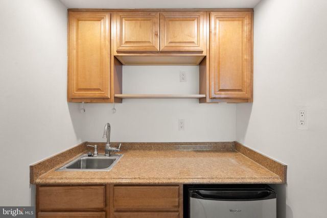 9418 ROBNEL AVE, Manassas, VA 20110