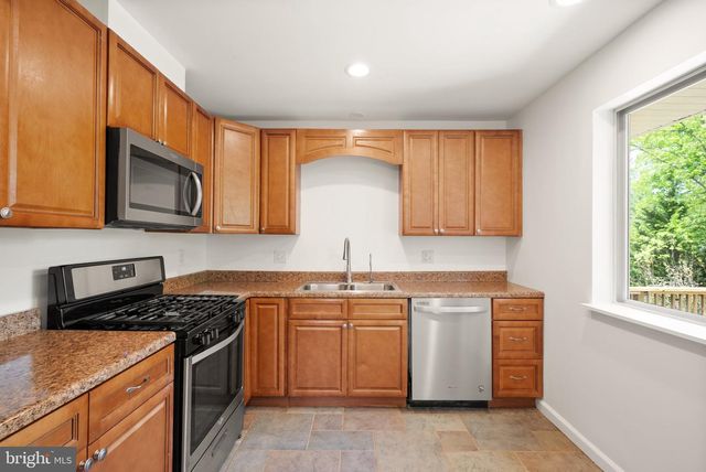 9418 ROBNEL AVE, Manassas, VA 20110