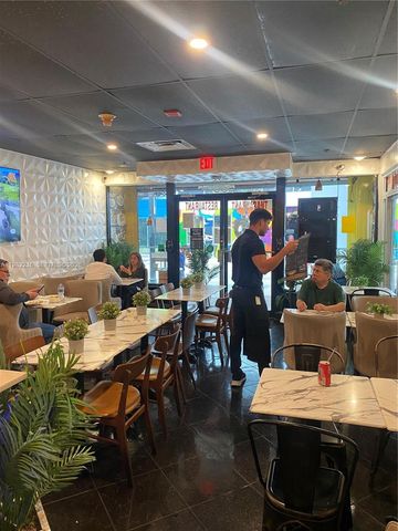 266 NE 1th St, Miami, FL 33132