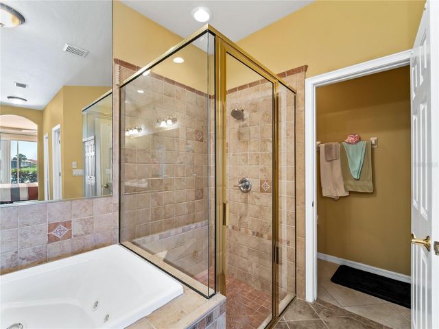 114 MESTRE COURT 32, Nokomis, FL 34275