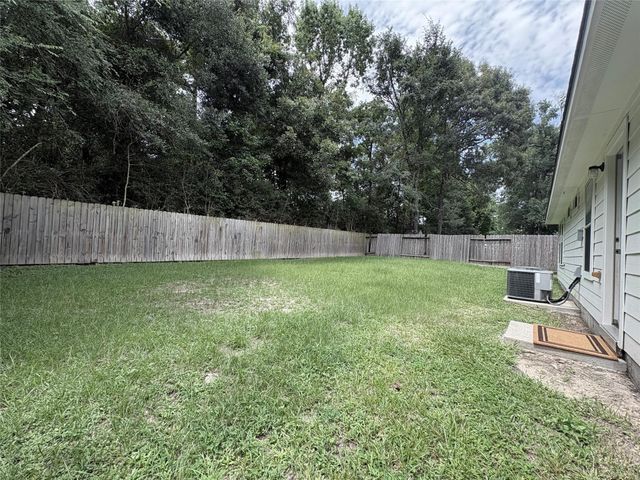 5525 N Buffalo Circle, Willis, TX 77378