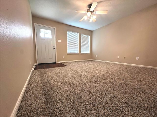 5525 N Buffalo Circle, Willis, TX 77378
