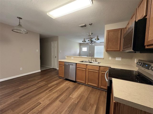 5525 N Buffalo Circle, Willis, TX 77378
