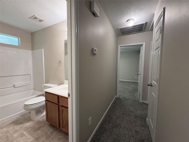 5525 N Buffalo Circle, Willis, TX 77378