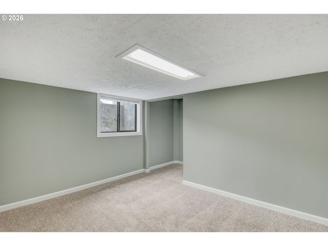 6415 Se 43RD Ave, Portland, OR 97206