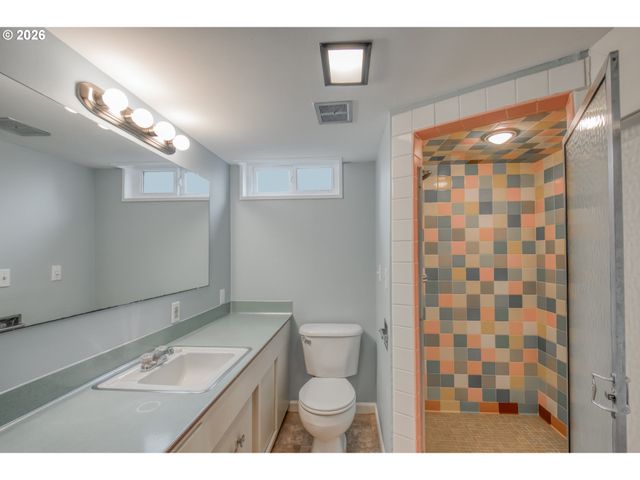 6415 Se 43RD Ave, Portland, OR 97206