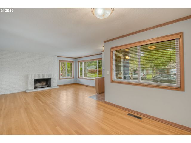 6415 Se 43RD Ave, Portland, OR 97206