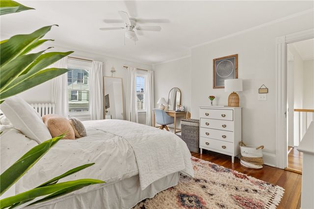 35 Hall Avenue, Newport, RI 02840